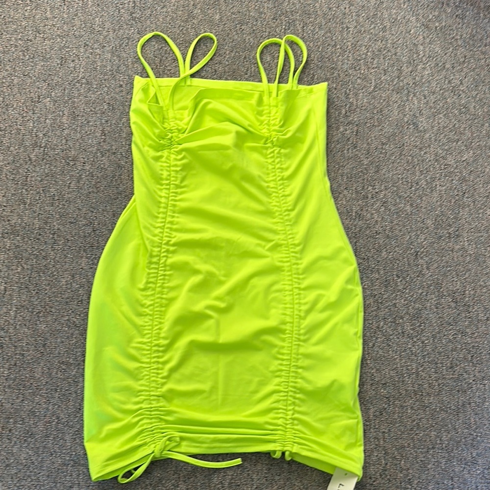 Lufeng neon green dress